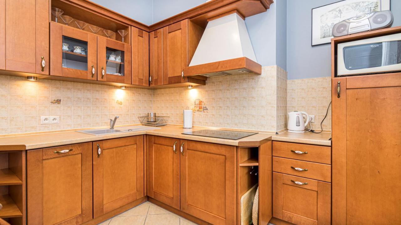 Maya'S Flats & Resorts - Old Town Dluga 72 Maisonette Гданск Екстериор снимка